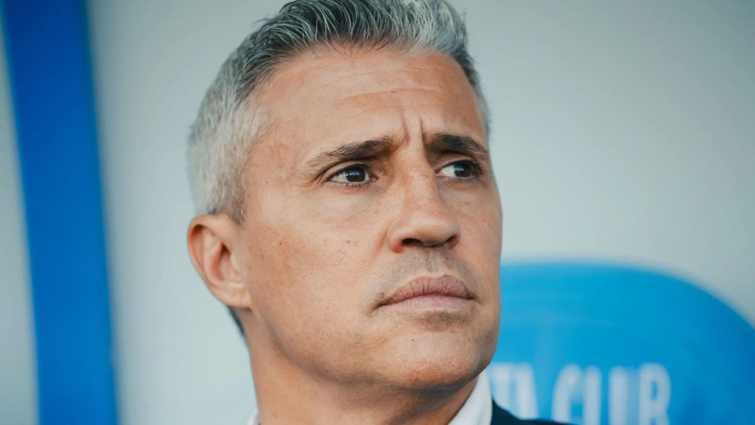 Crespo confia, e o atacante se destaca contra o Fluminense!
