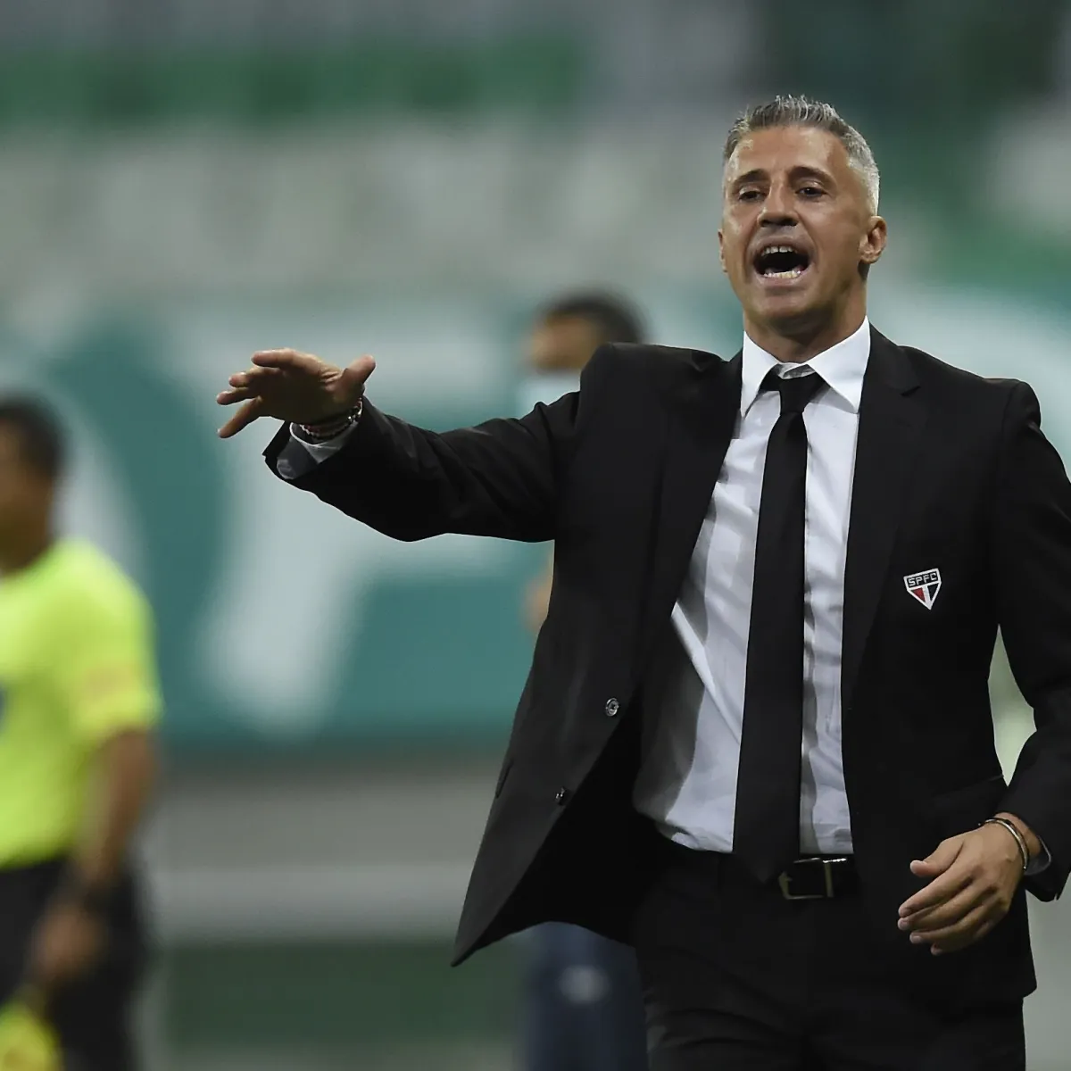 Crespo falou sobre as dificuldades da política do clube, que envolvem a qualidade do seu elenco e a consciência que tem de mais um ano difícil que virá pela frente